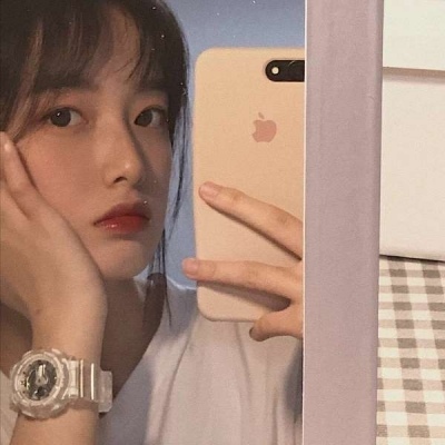 qq头像2025最火女生微信图片