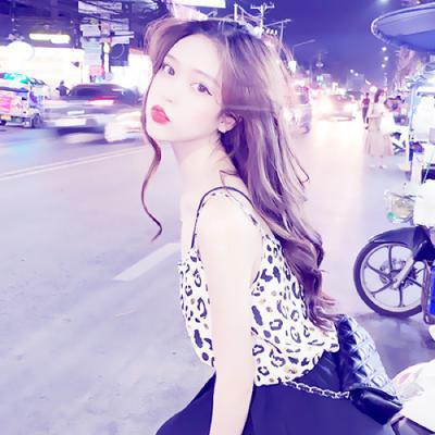 2025最潮情侣头像一对两张一男一女图片