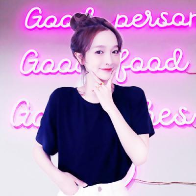 2025最潮情侣头像一对两张一男一女图片