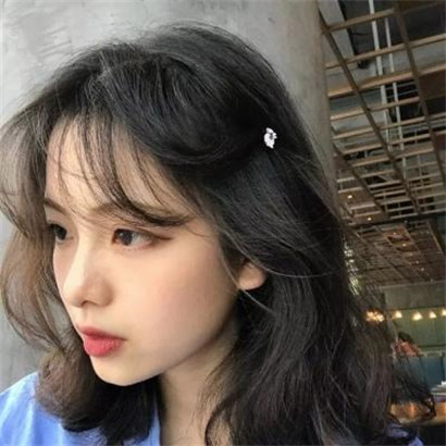 2025最潮最火女头像高清真人图片