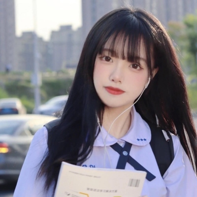 清新青春校园风女生头像图片