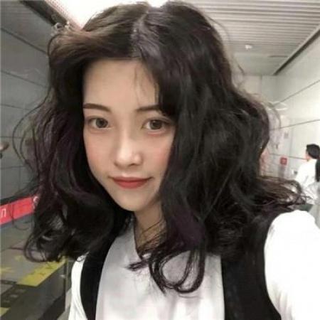 2025最潮最火头像女生高清图片