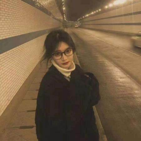 微信复古头像女冷淡风高清真人图片