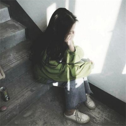 2025最潮最火女头像高清真人图片