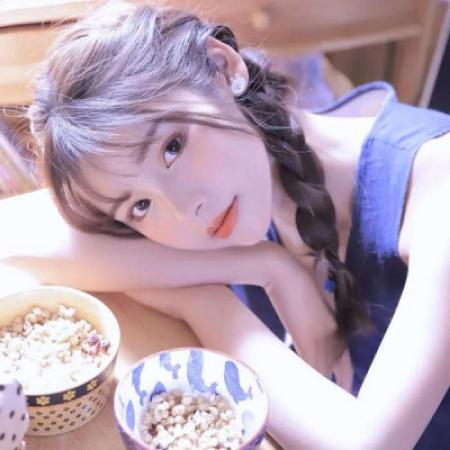 2025微信头像女生唯美小清新图片