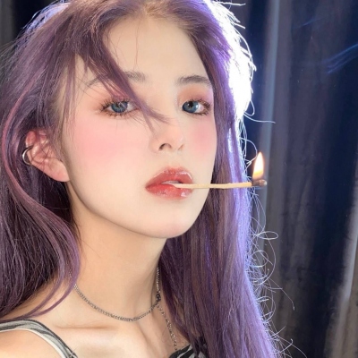 女生高清精致成熟内涵头像