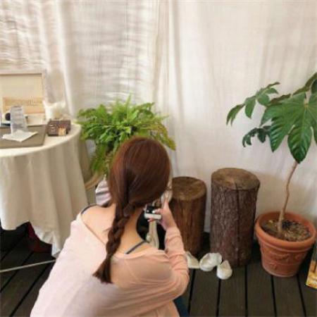 微信背影头像女生2025最火高清图片