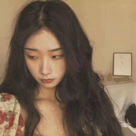 微信复古头像女冷淡风高清真人图片