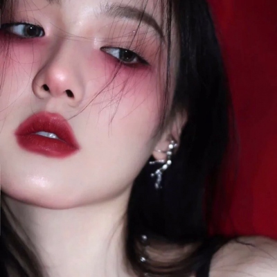 女生高清精致成熟内涵头像