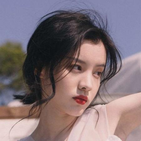 2025最潮最火头像女生高清图片