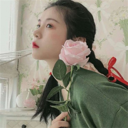 2025最潮最火女头像高清真人图片