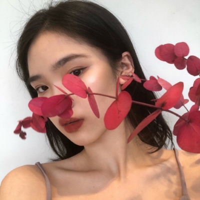 女生霸气真人很酷的头像