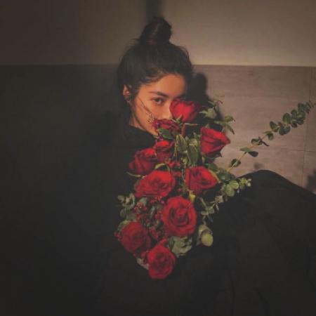 微信复古头像女冷淡风高清真人图片