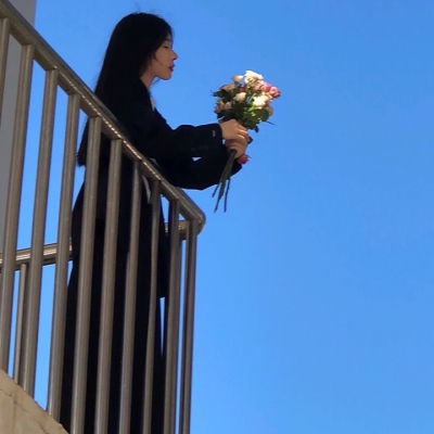夏日日常精致女头真人图片