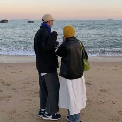 微信特别亲密的真人情侣头像图片