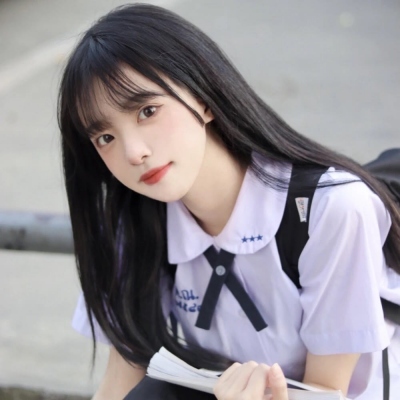 清新青春校园风女生头像图片