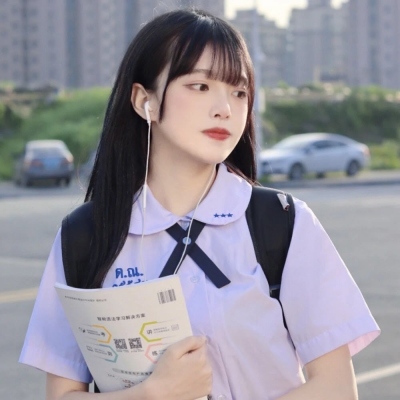 清新青春校园风女生头像图片
