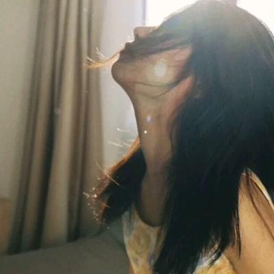 夏日日常精致女头真人图片