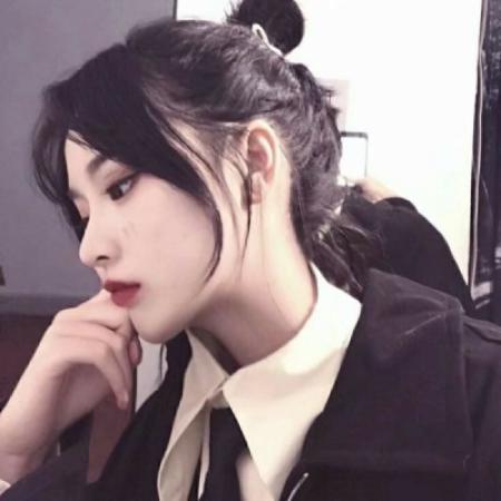 2025最潮最火头像女生高清图片