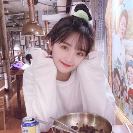 2025微信头像女生唯美小清新图片