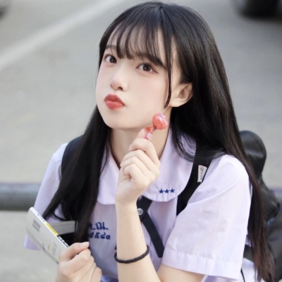 清新青春校园风女生头像图片