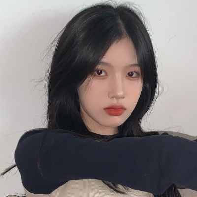 真人又丧又酷头像女生高清图片