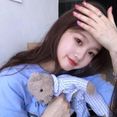 2025微信头像女生唯美小清新图片