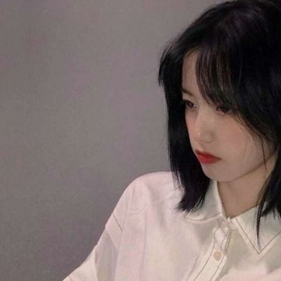 真人又丧又酷头像女生高清图片