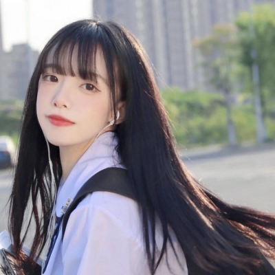 清新青春校园风女生头像图片