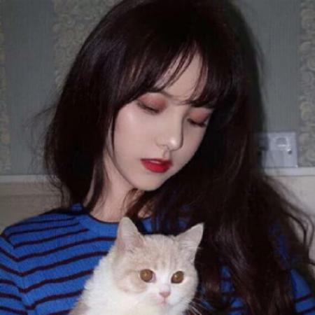 2025最潮最火头像女生高清图片