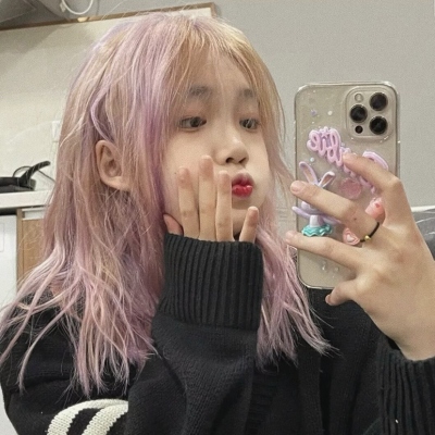 女生头像2025最火爆照片