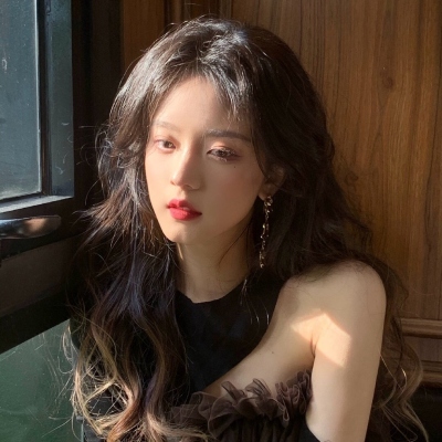 高级感高端大气美女头像图片