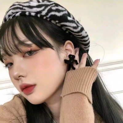 非常好看的女生头像人物照片