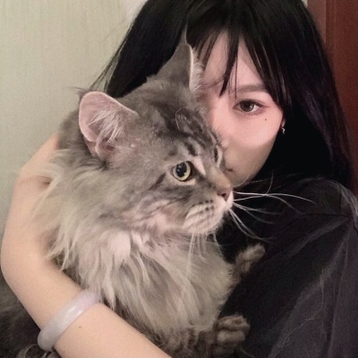 女生头像2025最火爆照片