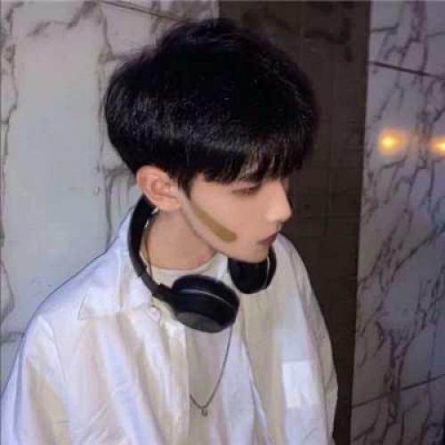 2025qq潮男头像