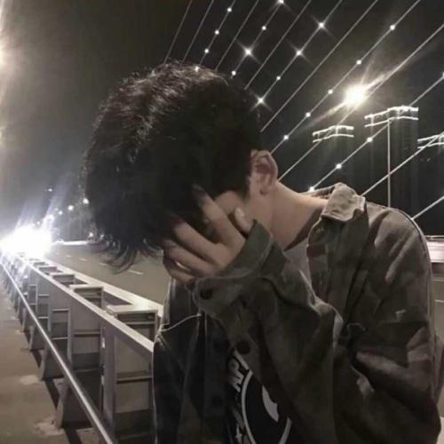 2025男生最好看qq头像图片