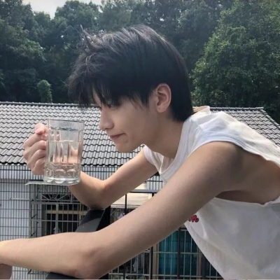 微信图片真人头像男生酷帅