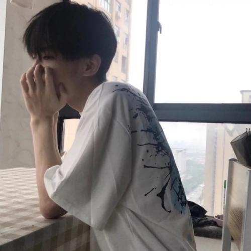 2025男生头像真人冷酷帅气高清图片