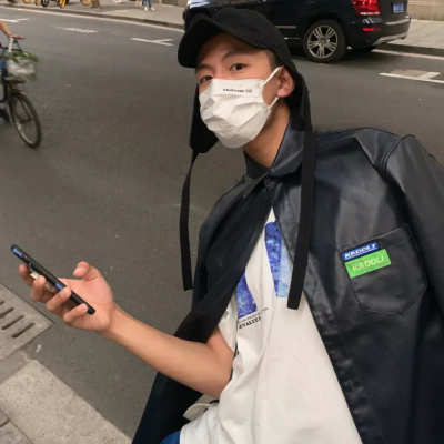 微信酷帅男生头像真人无水印图片