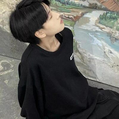 微信头像冷酷男生超拽真人图片