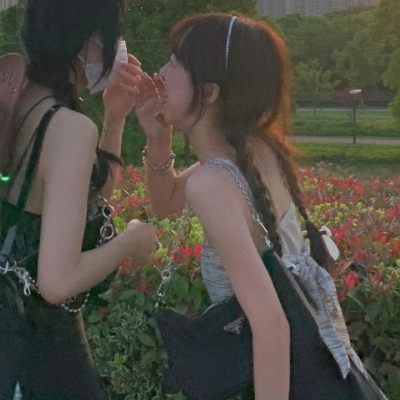 微信闺蜜头像真人一人一半图片