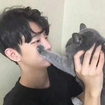 今年男生流行的qq头像帅气图片