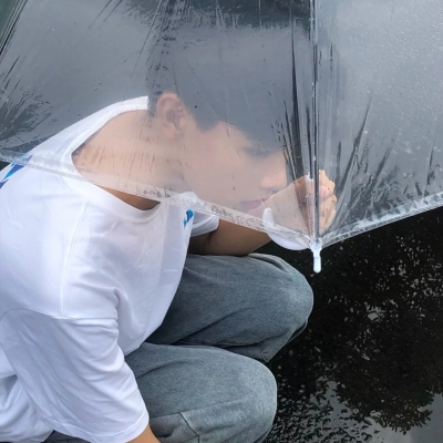 同一个男生头像多张帅气图片