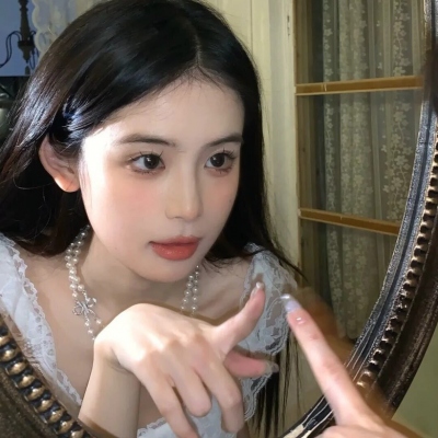 女生头像2025最火爆照片