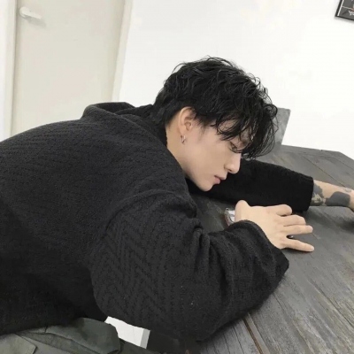 吊炸天的头像男生帅气高清图片
