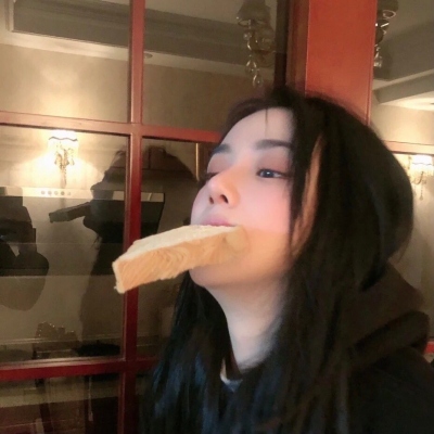 真人女生微信头像霸气时尚图片