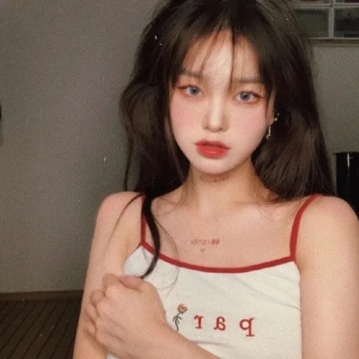 微信女生头像网红脸真人图片