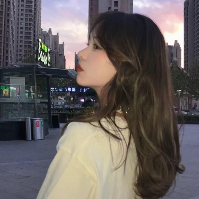 微信真人露脸女头清纯高清图片