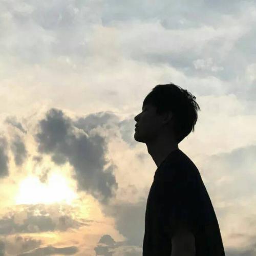 超甜情侣头像一人一半真人热恋高清图片