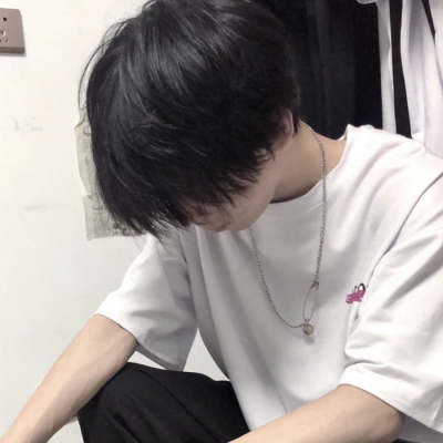 微信男生头像真人帅气高冷图片